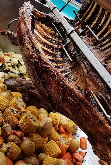 La'Lulu Catering Services, Spit Braai Services and Mobile Bar Hire